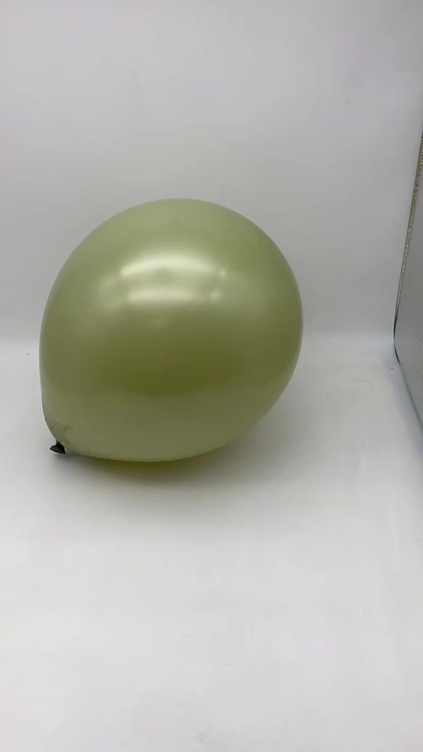 18″ Latex Balloons 4pcs, matte avocado green