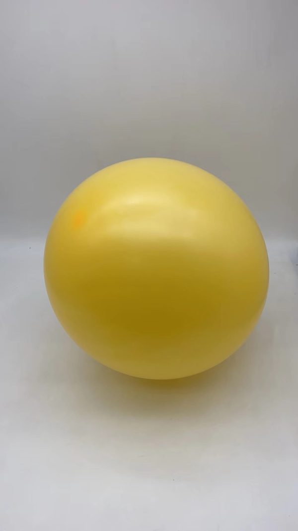 18″ Latex Balloons 4pcs, matte yellow