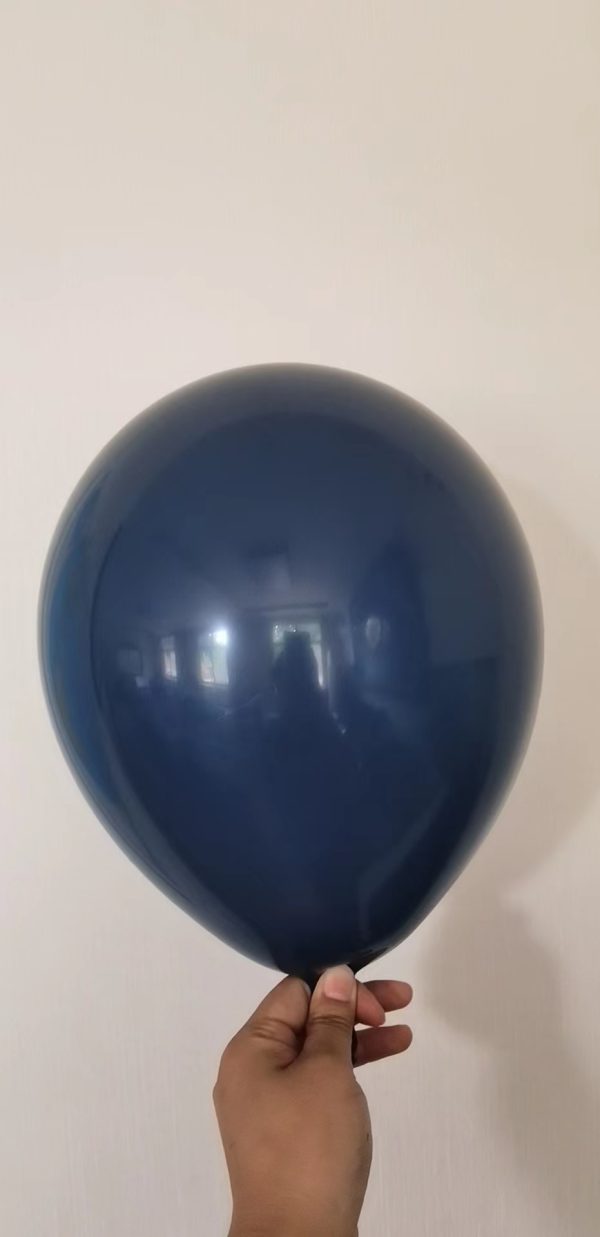 12″ Latex Balloons 72pcs, Matte Navy Blue