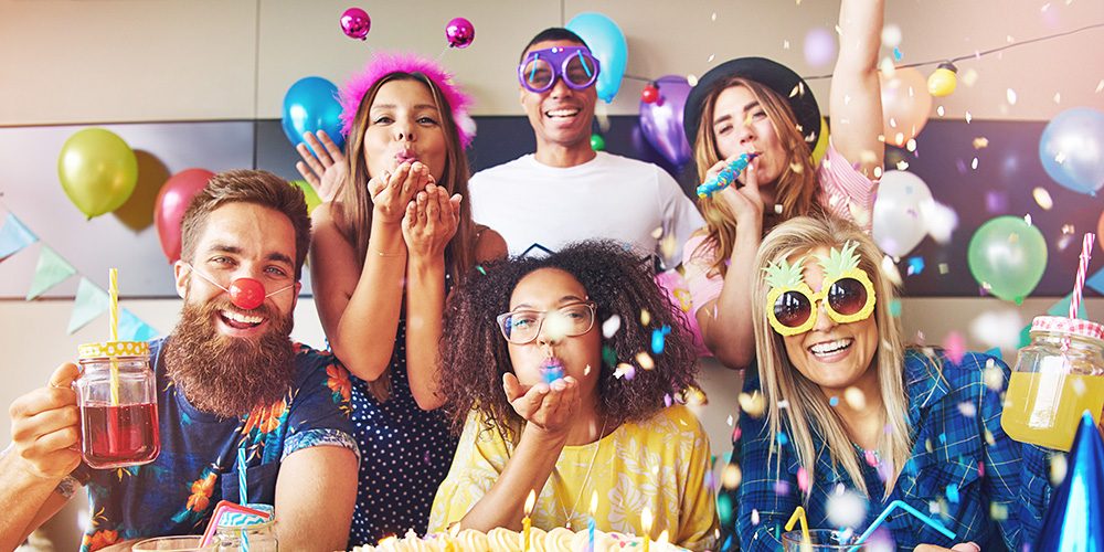 Wholesale vs. Drop Shipping for Party Retailers: Which Is Better in 2025?